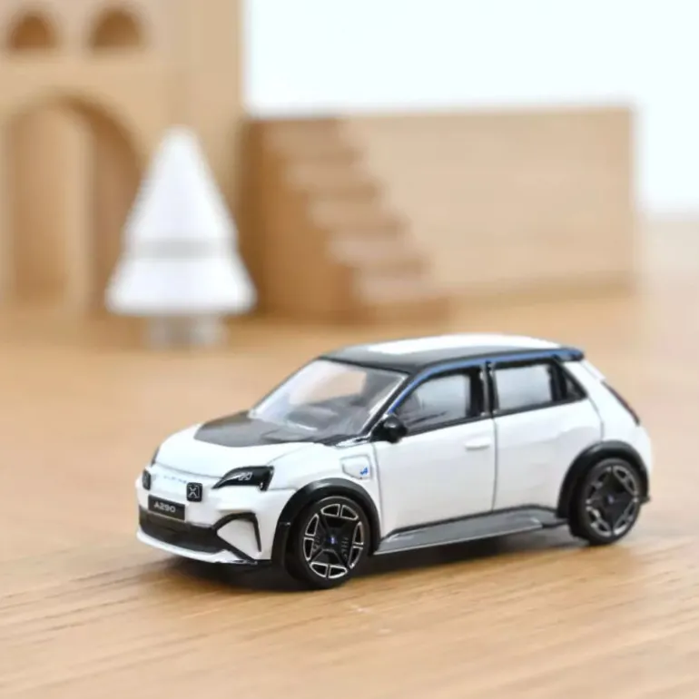 Alpine A290 blanche 2025 1ère Edition 1/64<NOREV Sale
