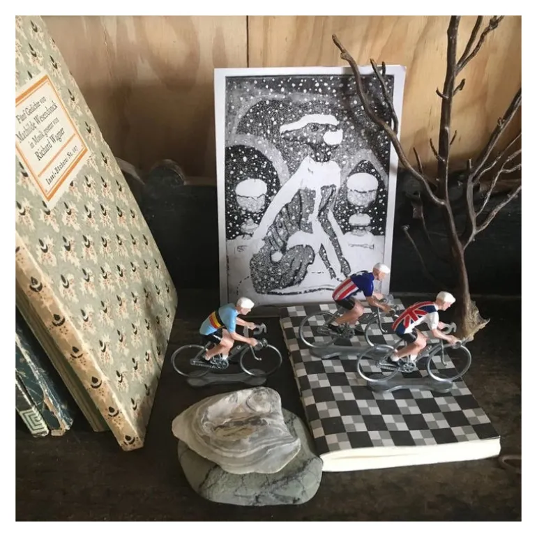 Figurine cycliste maillot USA _ Bernard & Eddy<Bernard & Eddy New