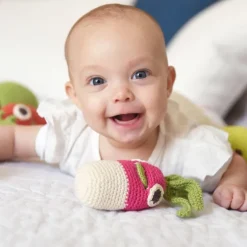 Hochet grand radis en crochet "The veggy toys", coton bio<MyuM Outlet