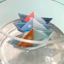 Les bateaux flottants, maquettes en papier ''<Sophie et Martin Cheap