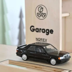 Mercedes Benz 190E 2L3 16S 1984 Noir métallisé 1-43<NOREV Shop