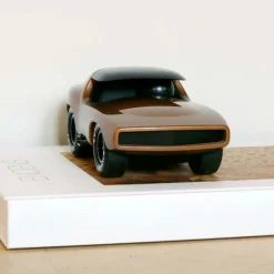 Voiture Fastback or<Playforever Fashion