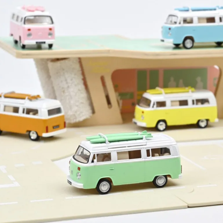 Volkswagen Combi T2b Camper Van 1973 vert 1-43ème<NOREV New